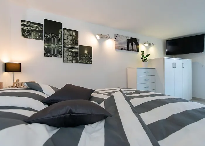 公寓 Garden 罗维尼