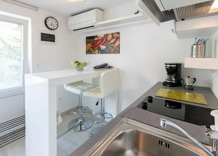 아파트 Garden 로비니